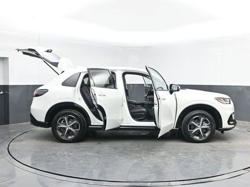 Used 2023 Honda HR-V EX-L image 50