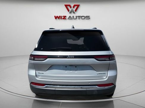 Used 2022 Jeep Grand Cherokee Laredo w/ Luxury Tech Group I AWD/4WD image 4