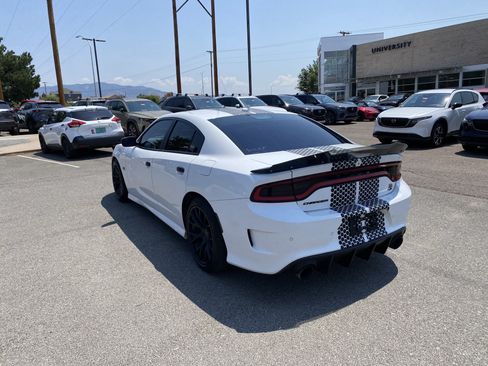 Used 2020 Dodge Charger Scat Pack RWD image 11