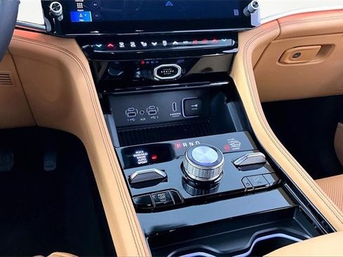 New 2026 Jeep Grand Cherokee Summit image 7