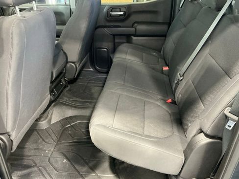 Used 2020 Chevrolet Silverado 1500 Custom w/ Custom Value Package image 18