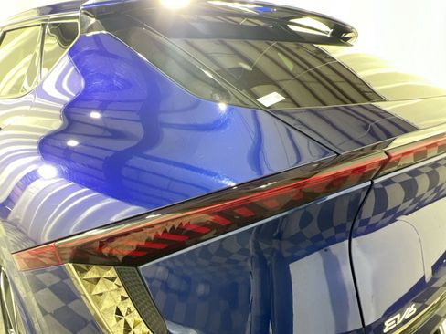 Used 2022 Kia EV6 GT-Line w/ GT-Line Suede Seat Package image 16