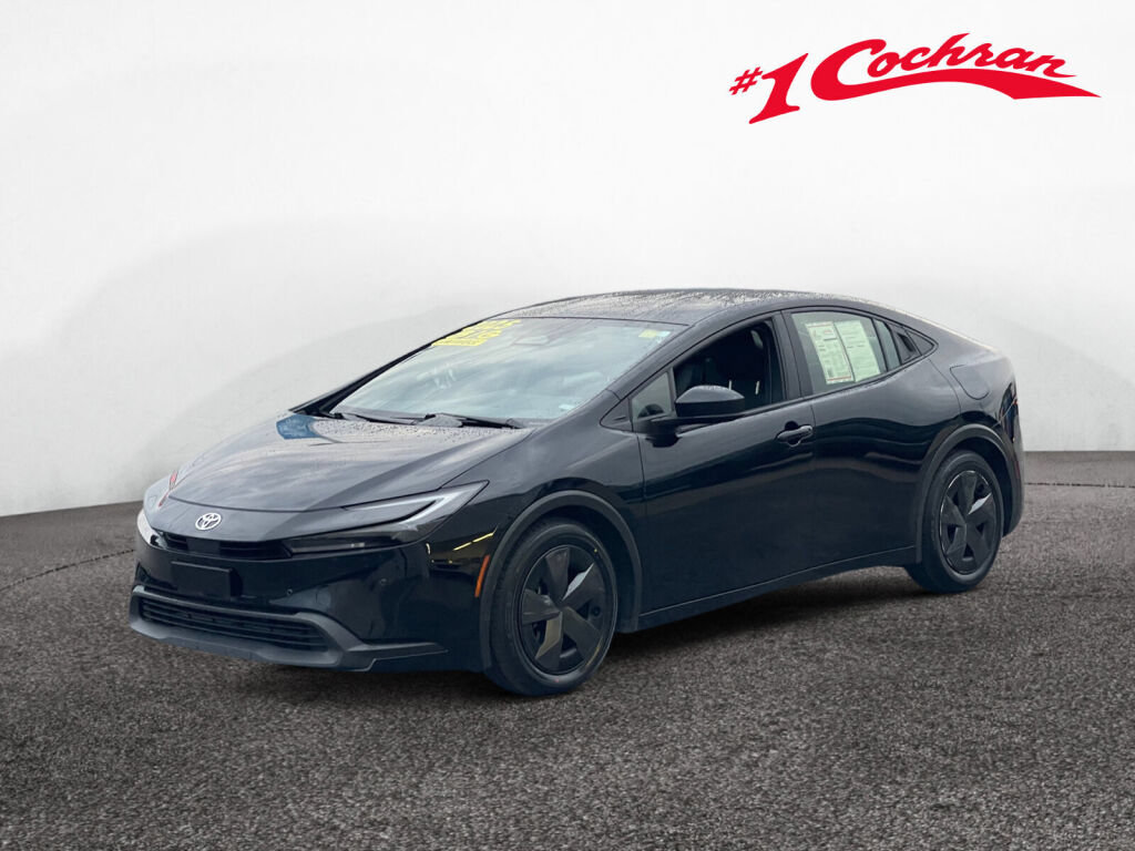 Used 2025 Toyota Prius LE FWD image 29