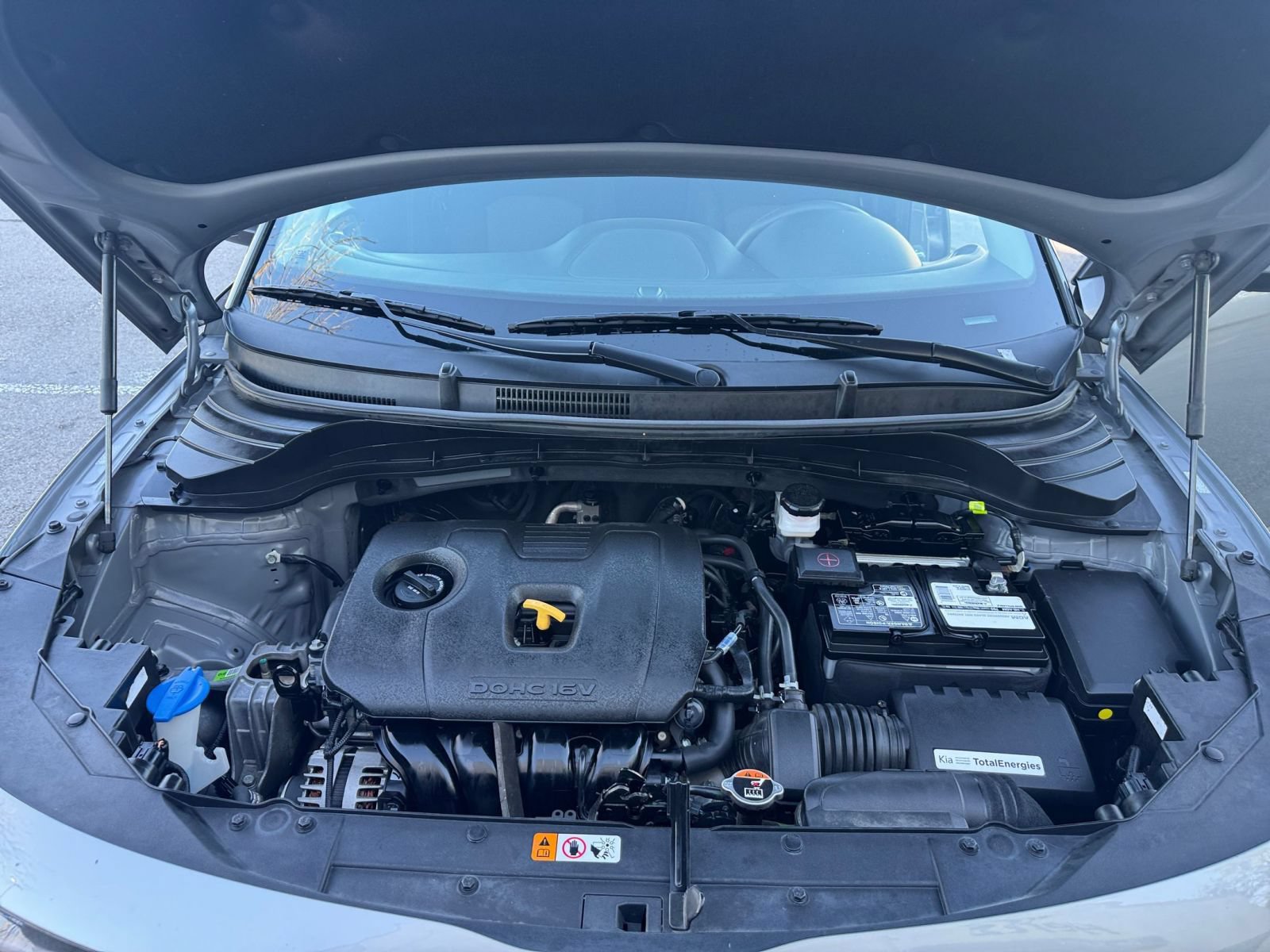 Used 2025 Kia Soul LX w/ LX Technology Package FWD image 29