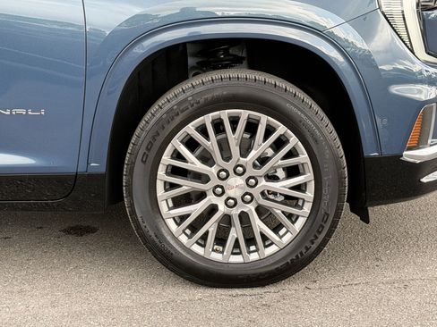 New 2026 GMC Acadia Denali w/ Super Cruise Package image 11