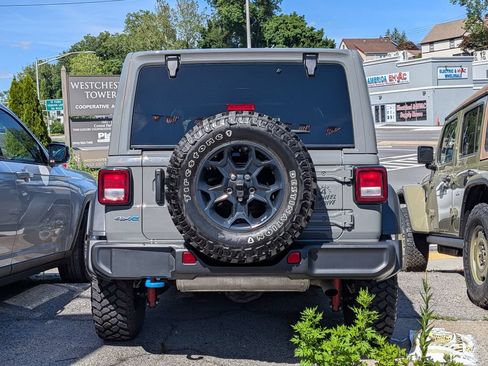 Used 2023 Jeep Wrangler Unlimited w/ Sun & Screen Package AWD/4WD image 6
