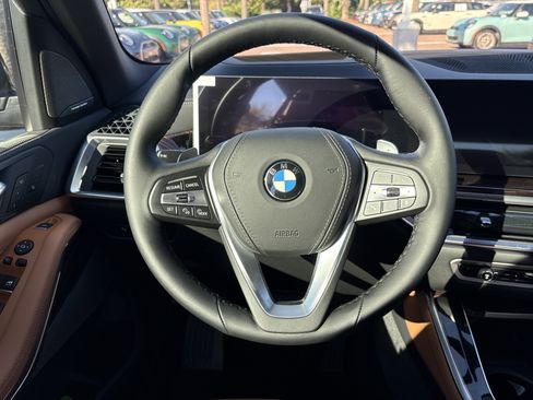 Used 2026 BMW X5 xDrive40i AWD/4WD image 16
