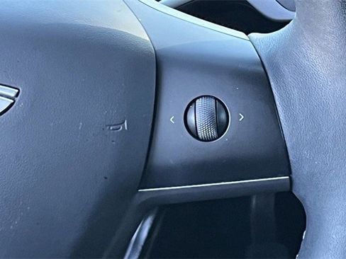 Used 2023 Tesla Model Y Long Range image 15