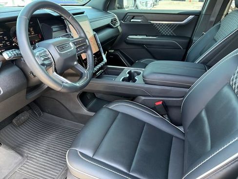 Used 2024 GMC Acadia Denali w/ LPO, Floor Liner Package FWD image 18