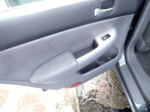 Used 2003 Honda Accord EX image 28