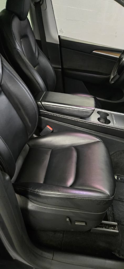 Used 2023 Tesla Model Y AWD image 10