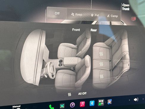 Used 2023 Tesla Model Y Long Range AWD/4WD image 29