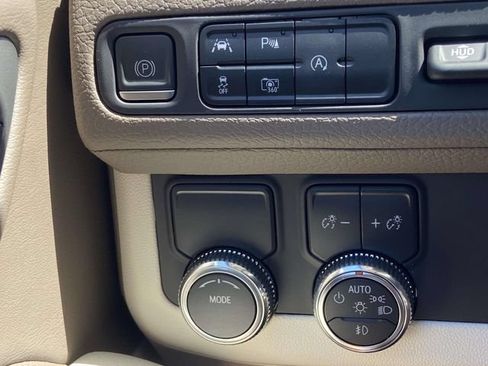 Certified 2023 GMC Yukon XL Denali RWD image 26