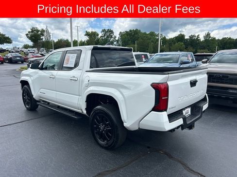 Used 2024 Toyota Tacoma SR5 RWD image 15