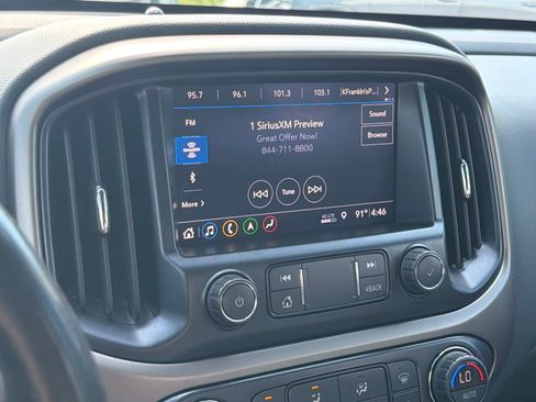 Used 2022 Chevrolet Colorado Z71 w/ Z71 Midnight Edition AWD/4WD image 26