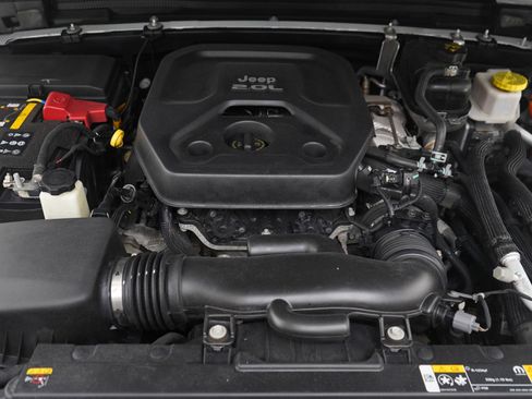 Used 2021 Jeep Wrangler Unlimited Rubicon 4xe w/ Steel Bumper Group image 29