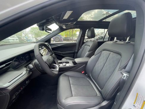 New 2026 Jeep Cherokee Overland image 9