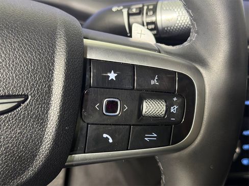 Used 2025 Genesis G80 2.5T image 26