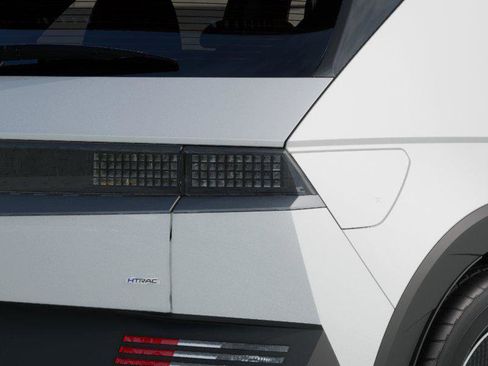 New 2026 Hyundai Ioniq 5 SE image 50