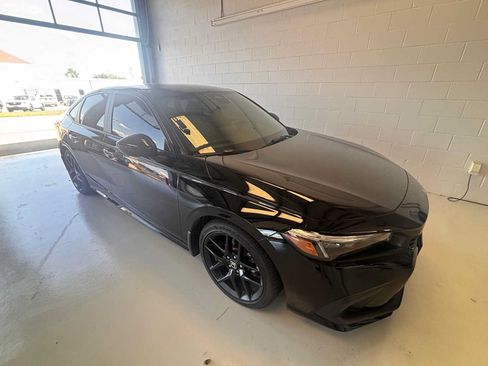 Used 2024 Honda Civic Sport image 1
