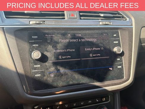 Used 2021 Volkswagen Tiguan SE AWD/4WD image 12
