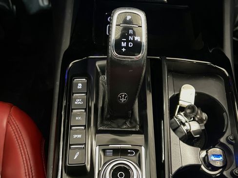 Used 2020 Maserati Levante S GranSport AWD/4WD image 13