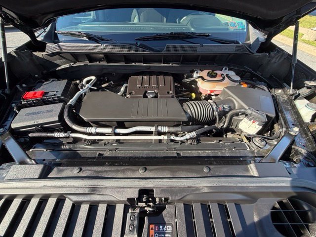 Certified 2023 Chevrolet Silverado 1500 LT AWD/4WD image 17