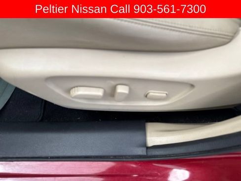Used 2016 Nissan Rogue SL w/ SL Premium Package FWD image 13
