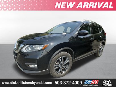 Used 2017 Nissan Rogue SL