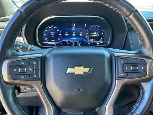 Used 2024 Chevrolet Suburban High Country w/ Advanced Technology Package image 24