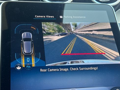 Certified 2025 Mercedes-Benz GLC 300 4MATIC image 23