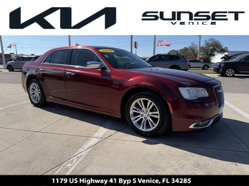 Used 2015 Chrysler 300 C image 1