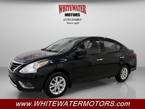 Used 2018 Nissan Versa SV w/ SV Special Edition Package image 1