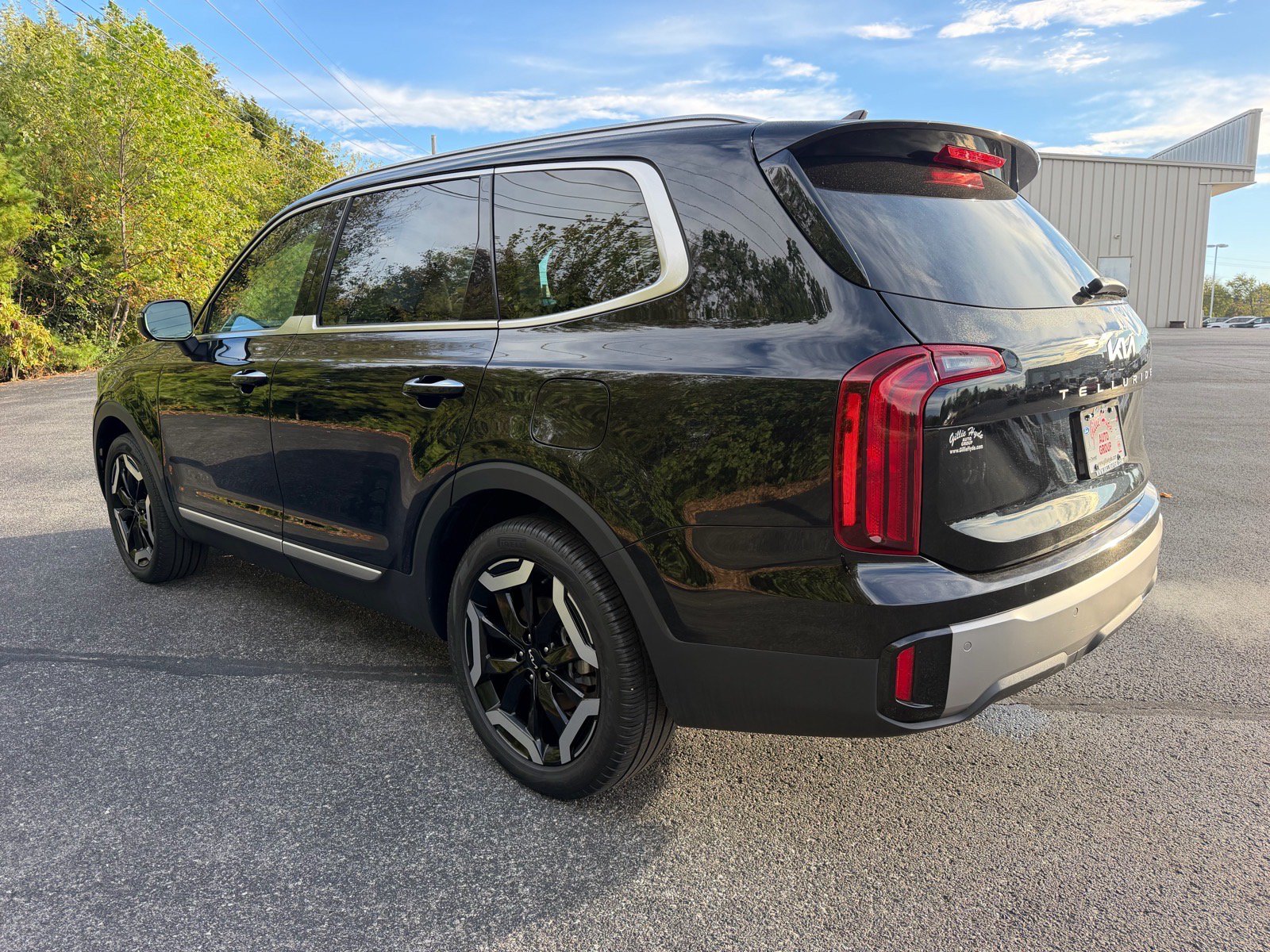 Used 2025 Kia Telluride S AWD/4WD image 9