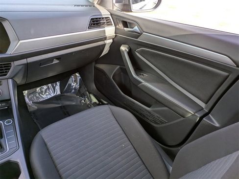 Used 2024 Volkswagen Jetta S image 16