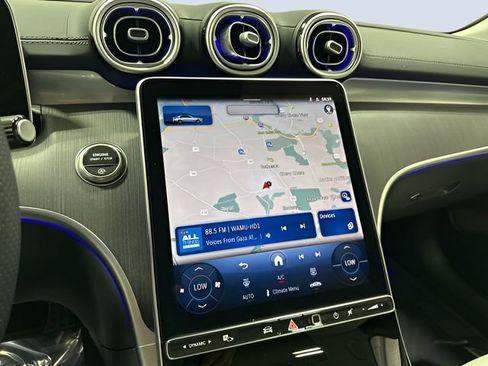 Used 2025 Mercedes-Benz C 300 4MATIC Sedan image 21