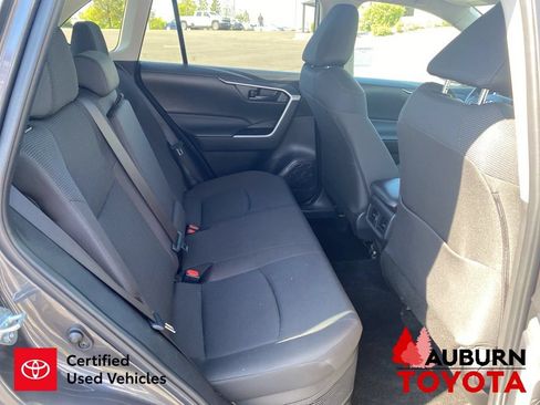 Certified 2024 Toyota RAV4 LE AWD/4WD image 17