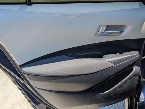 Used 2020 Toyota Corolla LE FWD image 27