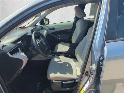 Certified 2022 Toyota Corolla Cross L image 15