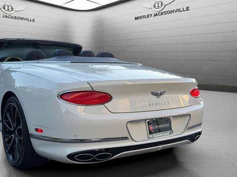 Certified 2024 Bentley Continental GT image 14