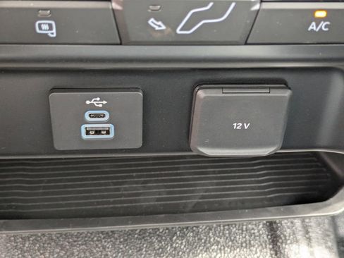 New 2025 Ford F550 4x4 Regular Cab Super Duty image 16