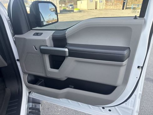 Used 2016 Ford F150 XLT w/ Trailer Tow Package image 20