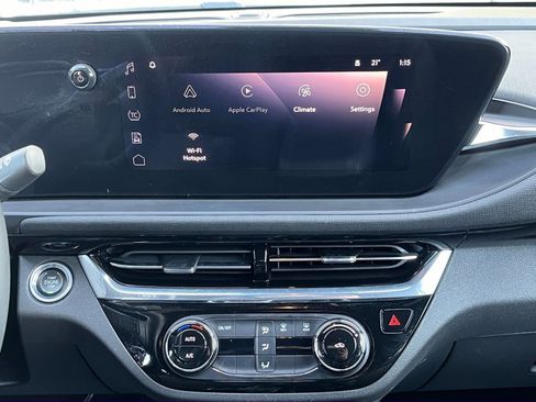 Used 2025 Buick Envista Sport Touring image 17