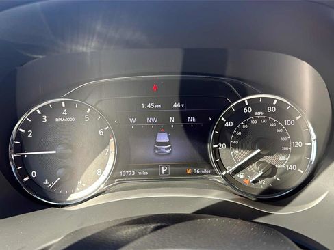 Used 2023 INFINITI QX80 Sensory w/ Cargo Package image 12