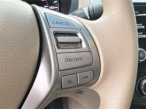 Used 2014 Nissan Altima 2.5 S w/ Display Audio Package image 25