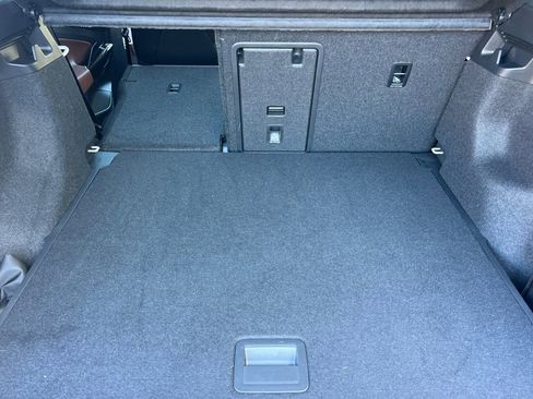 Used 2022 Volkswagen ID.4 Pro S image 15