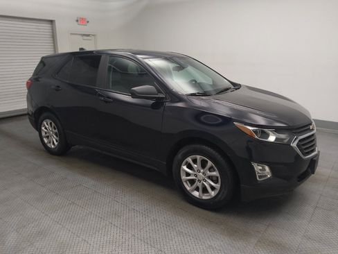 Used 2021 Chevrolet Equinox LS w/ LS Convenience Package FWD image 11