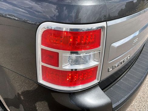Used 2019 Ford Flex Limited FWD image 23