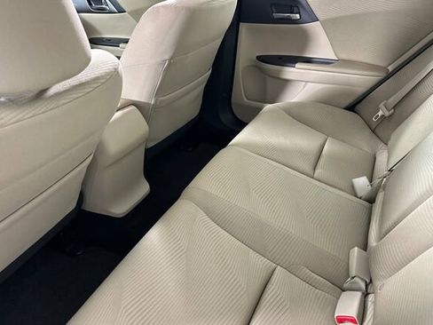 Used 2014 Honda Accord LX image 13