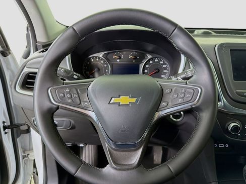 Used 2024 Chevrolet Equinox LT image 14